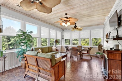 NEED A LARGE HOME TO HOST YOUR FAMILY AND FRIENDS? LOOK NO - photo 16