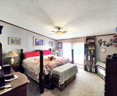 Cute and well-maintained 2-bedroom, 2-bath home located in Huron - photo 16