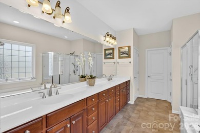 NEED A LARGE HOME TO HOST YOUR FAMILY AND FRIENDS? LOOK NO - photo 22