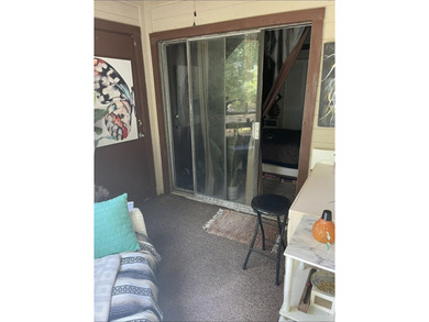 LOCATION LOCATION - WALKABLE OR GOLF CART TO THE BEACH. QUIET - photo 6