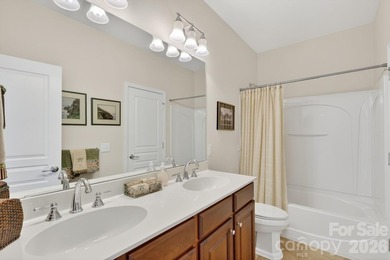 NEED A LARGE HOME TO HOST YOUR FAMILY AND FRIENDS? LOOK NO - photo 27