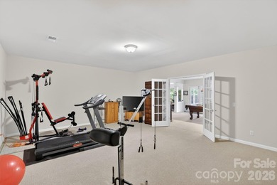 NEED A LARGE HOME TO HOST YOUR FAMILY AND FRIENDS? LOOK NO - photo 32