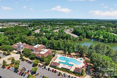 NEED A LARGE HOME TO HOST YOUR FAMILY AND FRIENDS? LOOK NO - photo 44