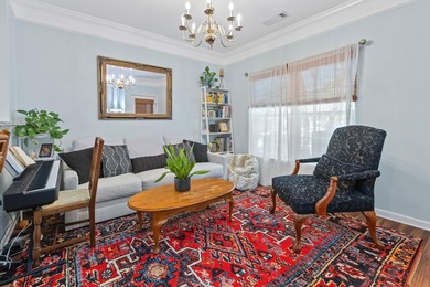 Charming Charleston Townhome - Prime Location! One bedroom and - photo 6
