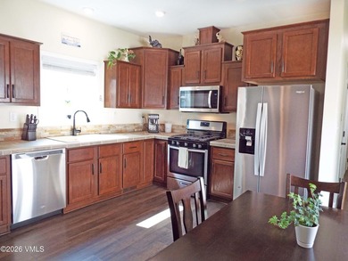 Mountain living meets community charm in this beautifully - photo 8