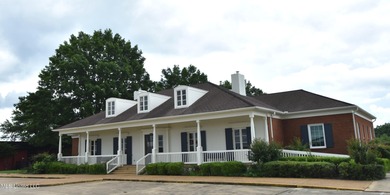 Yazoo River Home For Sale in Greenwood Mississippi