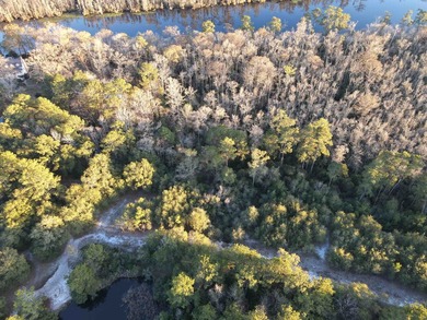 What an amazing opportunity to build an estate on the river in - photo 9