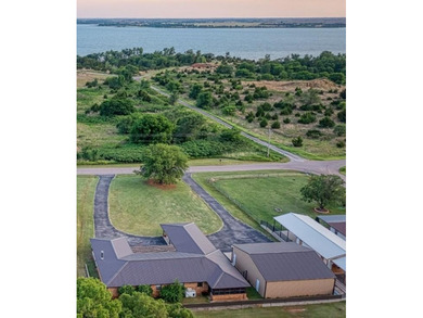 Foss Lake Home For Sale in Foss Lake Oklahoma