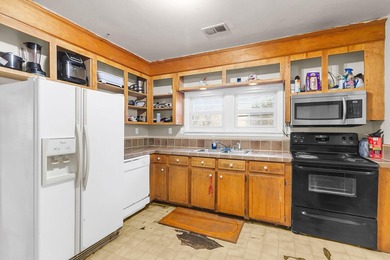 Located at 3934 Byrnes Drive in Saint Stephen, this charming 1 - photo 16