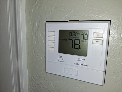 * UPDATED LARGE 1/1 LOCATED ON THE FIRST FLOOR IN *IMPERIAL