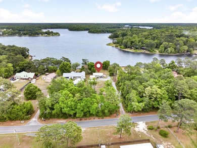 Charming 2-bedroom, 2-bath lakefront home with detached - photo 33