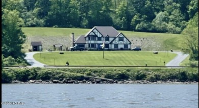 Hudson River - Greene County Home For Sale in Coxsackie New York