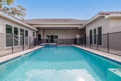 PRICE IMPROVED!!Welcome to this stunning courtyard-style - photo 4