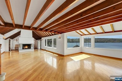 This is a rare opportunity to own one of Lake Mohawk's most - photo 5