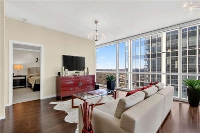 Welcome to Residence 2601 at Terminus, a rarely lived-in corner