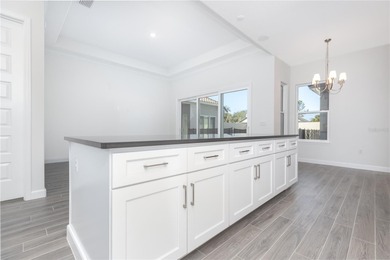 PRICE IMPROVED!!Welcome to this stunning courtyard-style - photo 9