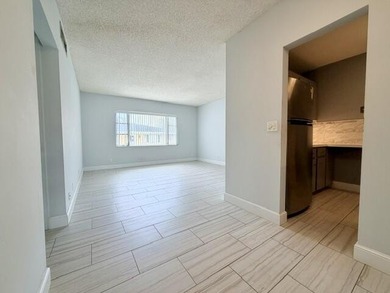 Rare corner unit filled with natural light throughout. This - photo 5
