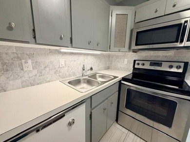 Rare corner unit filled with natural light throughout. This - photo 9