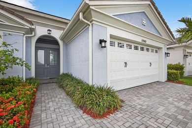 (private lake, pond, coastal) Home For Sale in The Acreage Florida