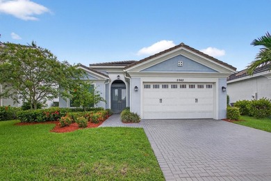 (private lake, pond, coastal) Home For Sale in The Acreage Florida