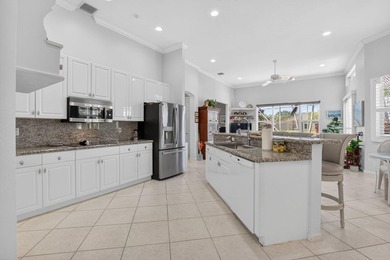 Welcome to your own piece of PARADISE in the sought after - photo 12