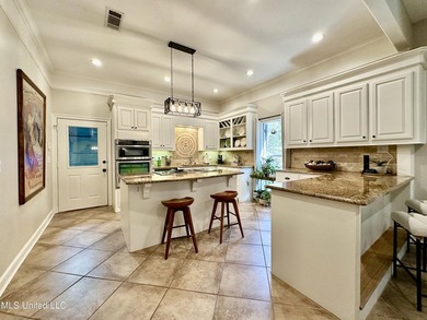 Very modern and stunning 5 bedroom, 4.5 bath home on 3 beautiful - photo 13