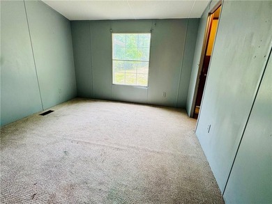 Spacious country living meets modern comfort with this 4-bedroom - photo 19
