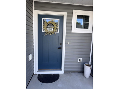 Welcome home to this never-before-lived-in end unit 3-bedroom, 2 - photo 2