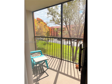 Discover this spacious and cozy 2-bedroom, 2-bathroom apartment - photo 22