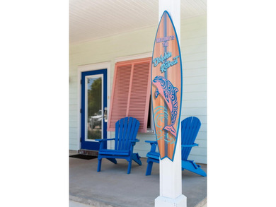 What strikes me about 64 Dolphin Street is how well cared for it - photo 25