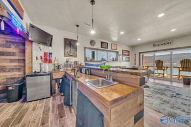 Main Channel Waterfront Home with Guest House! Awesome Beach - photo 25
