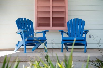 What strikes me about 64 Dolphin Street is how well cared for it - photo 26
