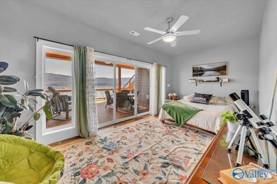 Main Channel Waterfront Home with Guest House! Awesome Beach - photo 28