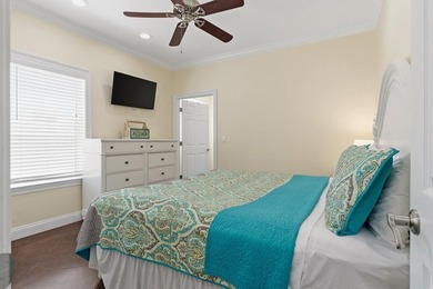What strikes me about 64 Dolphin Street is how well cared for it - photo 37