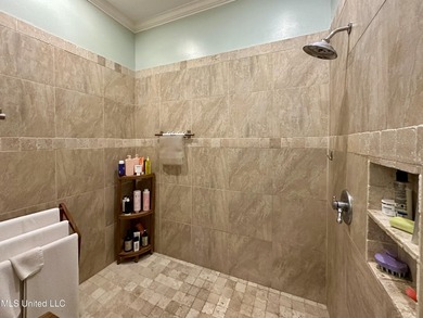 Very modern and stunning 5 bedroom, 4.5 bath home on 3 beautiful - photo 37