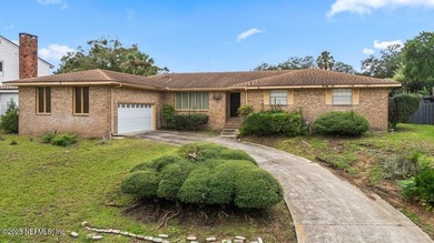 St. Johns River Home Active Under Contract in Jacksonville Florida