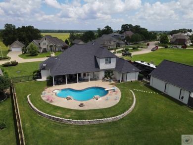 Lake Home For Sale in Texarkana, Arkansas