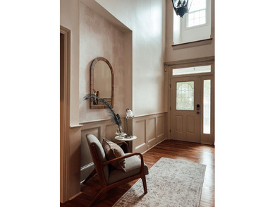 Welcome home to this newly updated, all-brick designer residence - photo 10