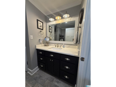 Fully renovated in 2019- Turn key lake home for full time living - photo 14