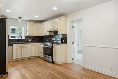 Additional listing photo 4