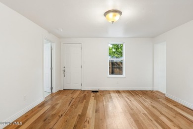 Thoughtfully updated 1904 single-family home in the heart of Old - photo 7
