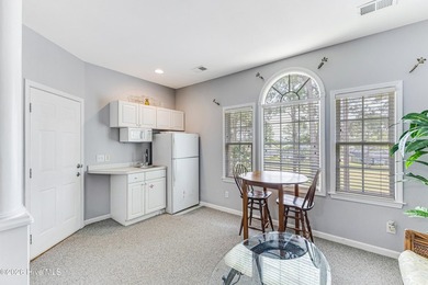 Fantastic Price on this beautiful, third-floor condo at 133 - photo 22