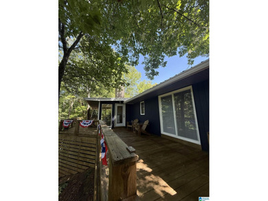 Fully renovated in 2019- Turn key lake home for full time living - photo 24