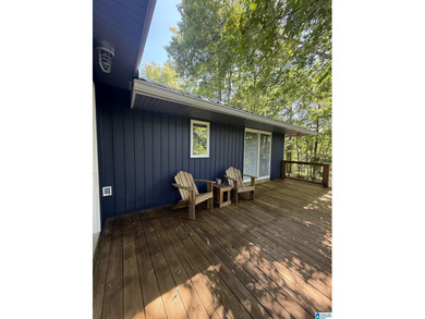 Fully renovated in 2019- Turn key lake home for full time living - photo 25
