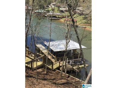 Fully renovated in 2019- Turn key lake home for full time living - photo 28