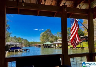 Fully renovated in 2019- Turn key lake home for full time living - photo 30