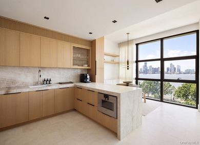 An expansive waterfront Tribeca home just completed a high-end - photo 7
