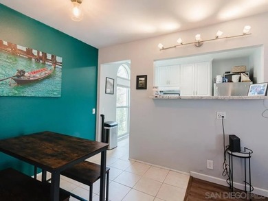 THIS IS A MUST SEE! Beautiful turnkey ready for move-in 1 Bed, 1 - photo 8