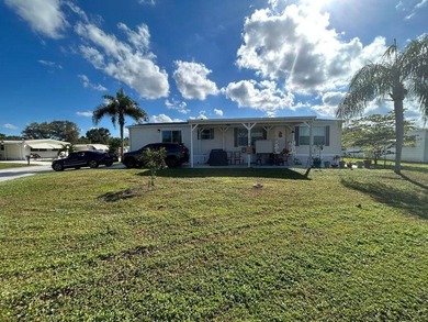 St. Lucie River Home For Sale in Port Saint Lucie Florida