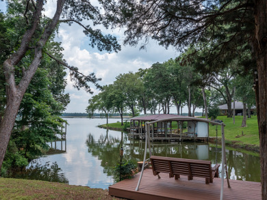 Lake Palestine Lot For Sale in Frankston Texas